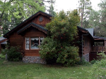 Family-Friendly Getaway Cabin near the Yuba River, California - glamping.directory
