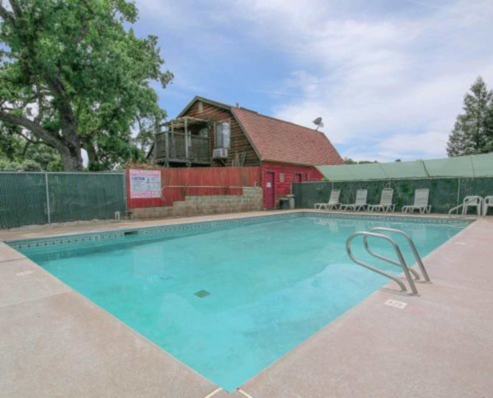 Angels Camp RV & Camping Resort - Angels Camp, California - glamping.directory