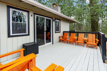 Secluded and Modern Cabin with Cozy Fireplace, Hot Tub, and Grill Just a Short Drive to Historic Harpers Ferry, WV - Harpers Ferry, West Virginia - glamping.directory