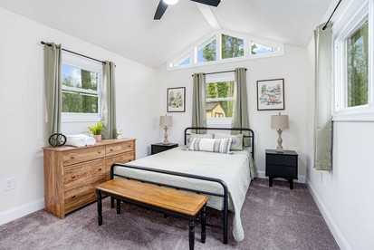 Secluded and Modern Cabin with Cozy Fireplace, Hot Tub, and Grill Just a Short Drive to Historic Harpers Ferry, WV - Harpers Ferry, West Virginia - glamping.directory