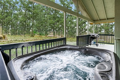 Secluded and Modern Cabin with Cozy Fireplace, Hot Tub, and Grill Just a Short Drive to Historic Harpers Ferry, WV - Harpers Ferry, West Virginia - glamping.directory