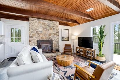 Secluded and Modern Cabin with Cozy Fireplace, Hot Tub, and Grill Just a Short Drive to Historic Harpers Ferry, WV - Harpers Ferry, West Virginia - glamping.directory