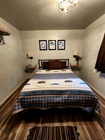 Tiny Cabin Perfect for Two in Seward, Alaska - Seward, Alaska - glamping.directory