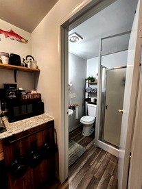 Tiny Cabin Perfect for Two in Seward, Alaska - Seward, Alaska - glamping.directory