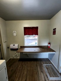 Tiny Cabin Perfect for Two in Seward, Alaska - Seward, Alaska - glamping.directory