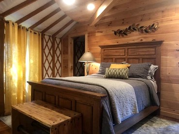 Glamping Yurt Destination with Stunning Views of the Appalachian Trail in North Carolina - Bryson City, North Carolina - glamping.directory