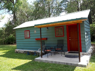 Nature's Oasis: Riverside Glamping Getaway in the Heart of New Mexico - glamping.directory
