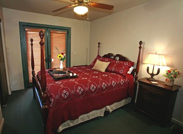Ranch Retreat for a Great Vacation near Apache-Sitgreaves National Park in Arizona - Young, Arizona - glamping.directory