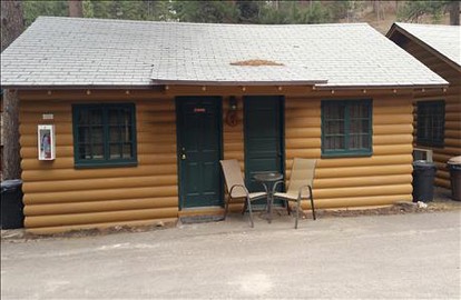 Two-Bedroom Log Cabin Rental near Mount Rushmore, South Dakota - glamping.directory
