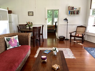 Historic Villa Rental with Amazing Tropical Gardens in Keaau, Hawaii - Keaau, Hawaii - glamping.directory