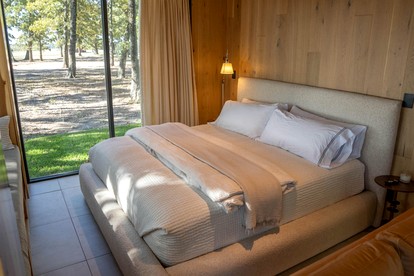 Beautiful Tiny House for a Unique Couples Getaway by Lake Tawakoni near Quinlan, Texas - Quinlan, Texas - glamping.directory
