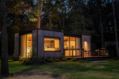 Beautiful Tiny House for a Unique Couples Getaway by Lake Tawakoni near Quinlan, Texas - Quinlan, Texas - glamping.directory