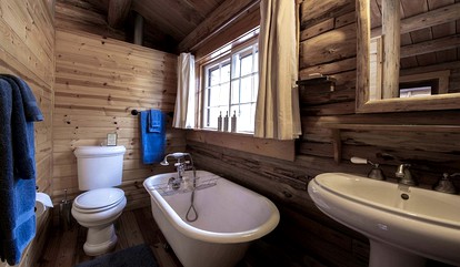 All-Inclusive, Luxury Dude Ranch with a Sauna in Jackson, Wyoming - Jackson, Wyoming - glamping.directory