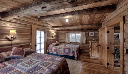 All-Inclusive, Luxury Dude Ranch with a Sauna in Jackson, Wyoming - Jackson, Wyoming - glamping.directory