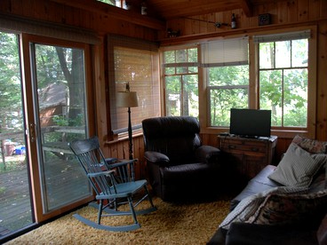 Woodland Staycation Cabin Two Hours from Minneapolis in Birchwood, Wisconsin - Birchwood, Wisconsin - glamping.directory