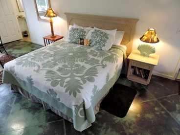 Relaxing and Tranquil Cottage with Ocean Views in Kauai, Hawaii - Koloa, Hawaii - glamping.directory