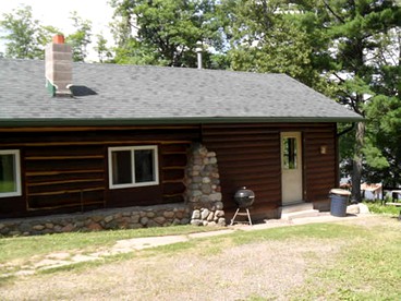 Tranquil Weekend Getaway Close to Chequamegon National Forest in Wisconsin - glamping.directory