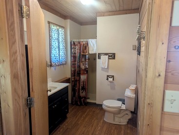 Tranquil Weekend Getaway Close to Chequamegon National Forest in Wisconsin - Hayward, Wisconsin - glamping.directory