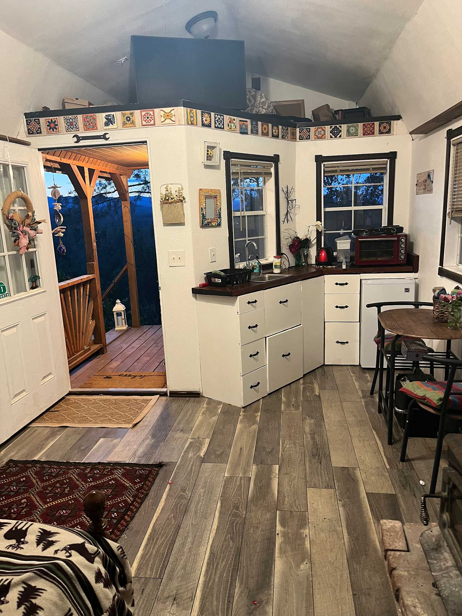 Cosy cabin - Anderson, California - glamping.directory