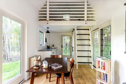 Charming Minimalist Hideaway for Rest & Reconnection in Bloomville, New York - Bloomville, New York - glamping.directory