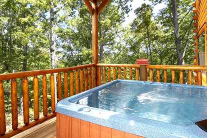 Dog-Friendly Cabin Perfect for a Family Getaway in Gatlinburg, East Tennessee - Gatlinburg, Tennessee - glamping.directory