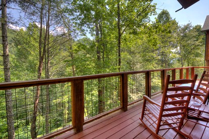 Luxury Gatlinburg Cabin with Theater & Game Room near Great Smoky Mountains National Park, TN - Gatlinburg, Tennessee - glamping.directory