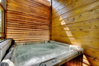Luxury Gatlinburg Cabin with Theater & Game Room near Great Smoky Mountains National Park, TN - Gatlinburg, Tennessee - glamping.directory