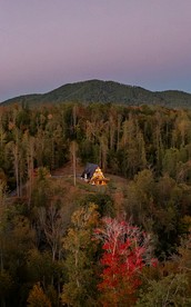Luxury A-Frame with Hot Tub & Sauna near Wineries in Nelson County, Virginia - Faber, Virginia - glamping.directory
