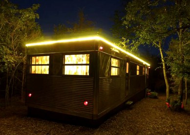 Stunning Vintage Trailer for a Glamping Getaway in Denison, Texas - Denison, Texas - glamping.directory