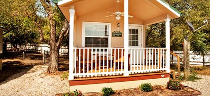 Adorable Cottage Rental on an Eco-Friendly Property near Dallas, Texas - Denton, Texas - glamping.directory