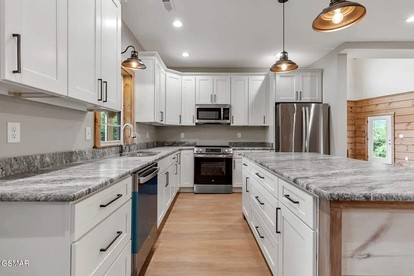 Modern Vacation Rental with Game Room and Indoor Pool for an Unforgettable Smoky Mountain Getaway near Sevierville, Tennessee - Sevierville, Tennessee - glamping.directory