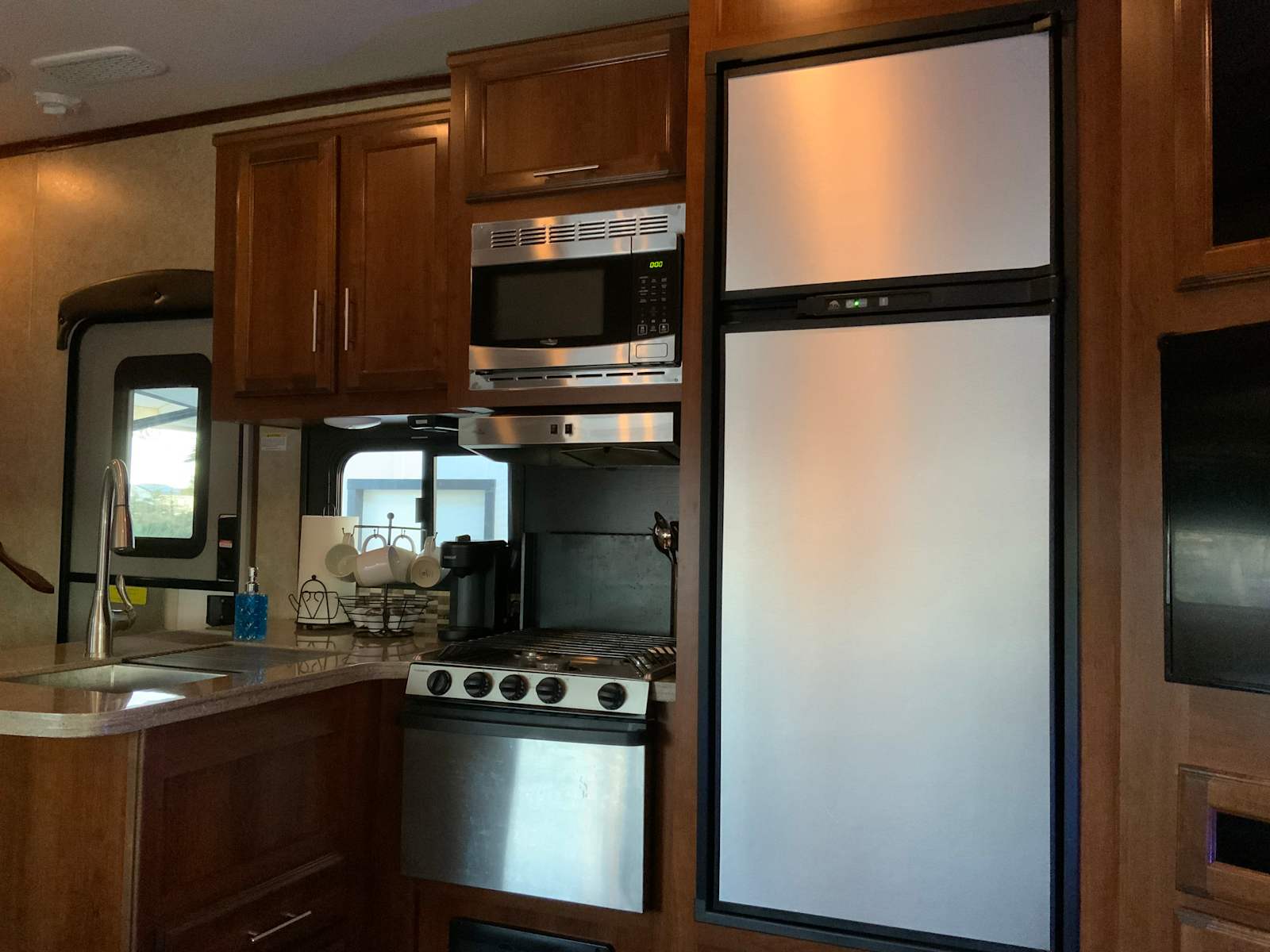 A Peaceful Retreat - Hanford, California - glamping.directory