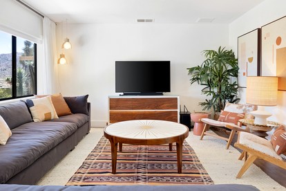 Incredible Vacation Rental with Hot-tub, Fire Pit and Great Sights in Joshua Tree, California - Joshua Tree, California - glamping.directory