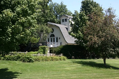 Gorgeous Family-Friendly Vacation Rental near South Bend, Indiana - La Porte, Indiana - glamping.directory