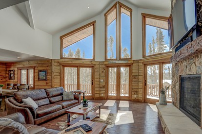 Amazing Breckenridge Cabin for 10, Perfect for Escapes to Slopes - Breckenridge, Colorado - glamping.directory