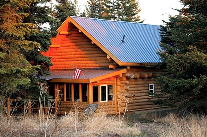 Uniquely Decorated Cabin Rental for a Group Getaway near Homer, Alaska - glamping.directory