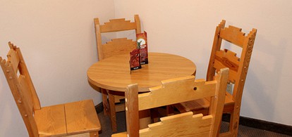 Cozy Bed and Breakfast Room for Rent in the Mountains of Greer, Arizona - Greer, Arizona - glamping.directory
