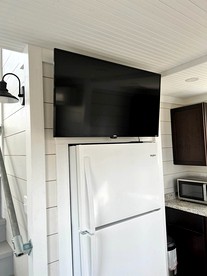 Charming Tiny House near Owensville, Missouri - Perfect for a Romantic Nature Escape - Canaan Township, Missouri - glamping.directory