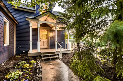 Luxury, Historical Cabin with Hot-tub Near Snow in Carp Breckenridge, Colorado - Breckenridge, Colorado - glamping.directory