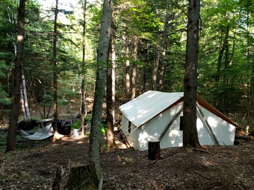 Rustic Safari Tent for a Unique Glamping Experience near Gore Mountain, New York - Johnsburg, New York - glamping.directory