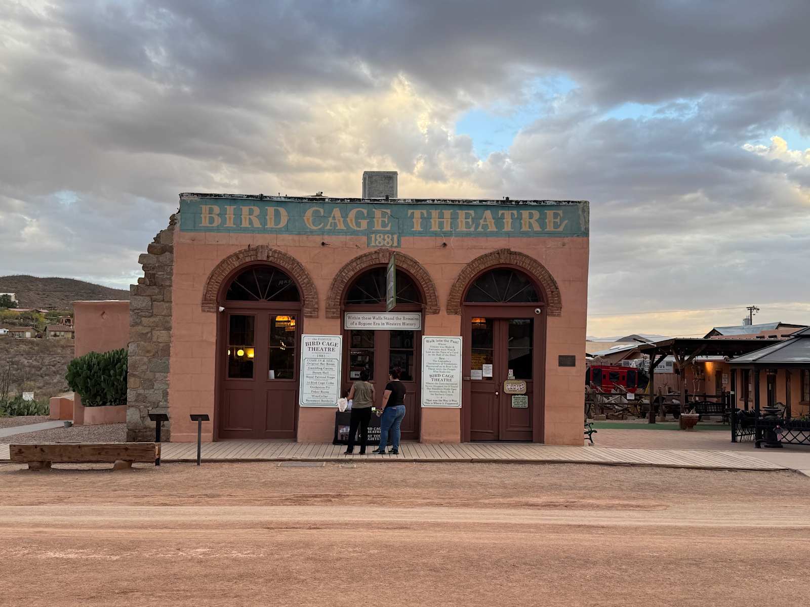 Trail Riders - Tombstone, Arizona - glamping.directory