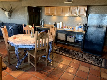 Mountainside Bandera Accommodation Perfect for a Great Vacation in Texas - Bandera, Texas - glamping.directory