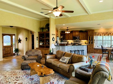 Peaceful Guadalupe River Retreat, Boerne, Texas - Boerne, Texas - glamping.directory