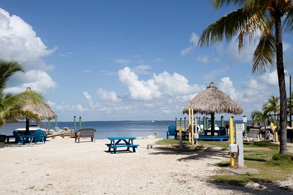 Cozy Suite Rental for Two at a Wonderful RV Park with Incredible Amenities in Key Largo, Florida - Key Largo, Florida - glamping.directory