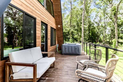 Fantastic A-Frame with Spa and Furnished Deck in Louisiana - New Iberia, Louisiana - glamping.directory