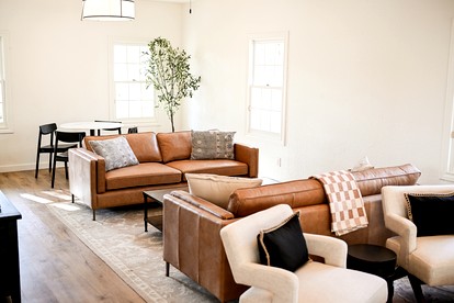 Spacious Luminous Cottage Perfect to Disconnect and Reconnect with Nature in Texas - New Braunfels, Texas - glamping.directory