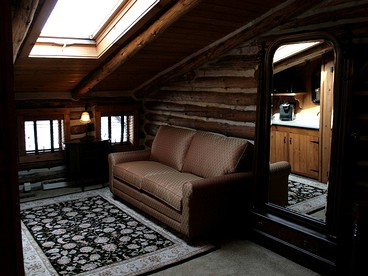 Beautiful Bedroom Suite Rental in Bed and Breakfast near Canandaigua Lake, New York - glamping.directory