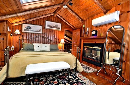 Beautiful Bedroom Suite Rental in Bed and Breakfast near Canandaigua Lake, New York - South Canandaigua, New York - glamping.directory