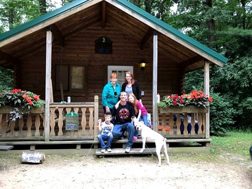 Baraboo Cabin for Exploring Fun Lake Delton Activities - glamping.directory