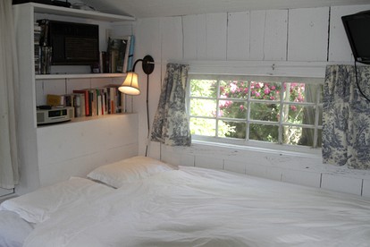 Family-Friendly Vacation Rental on the Beach in Cape Cod - Truro, Massachusetts - glamping.directory